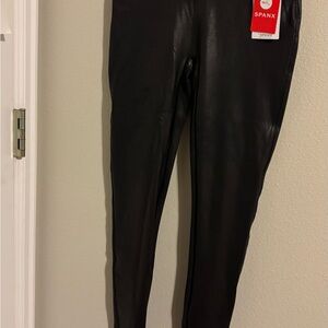 NEW Spanx Black Faux Leather Leggings